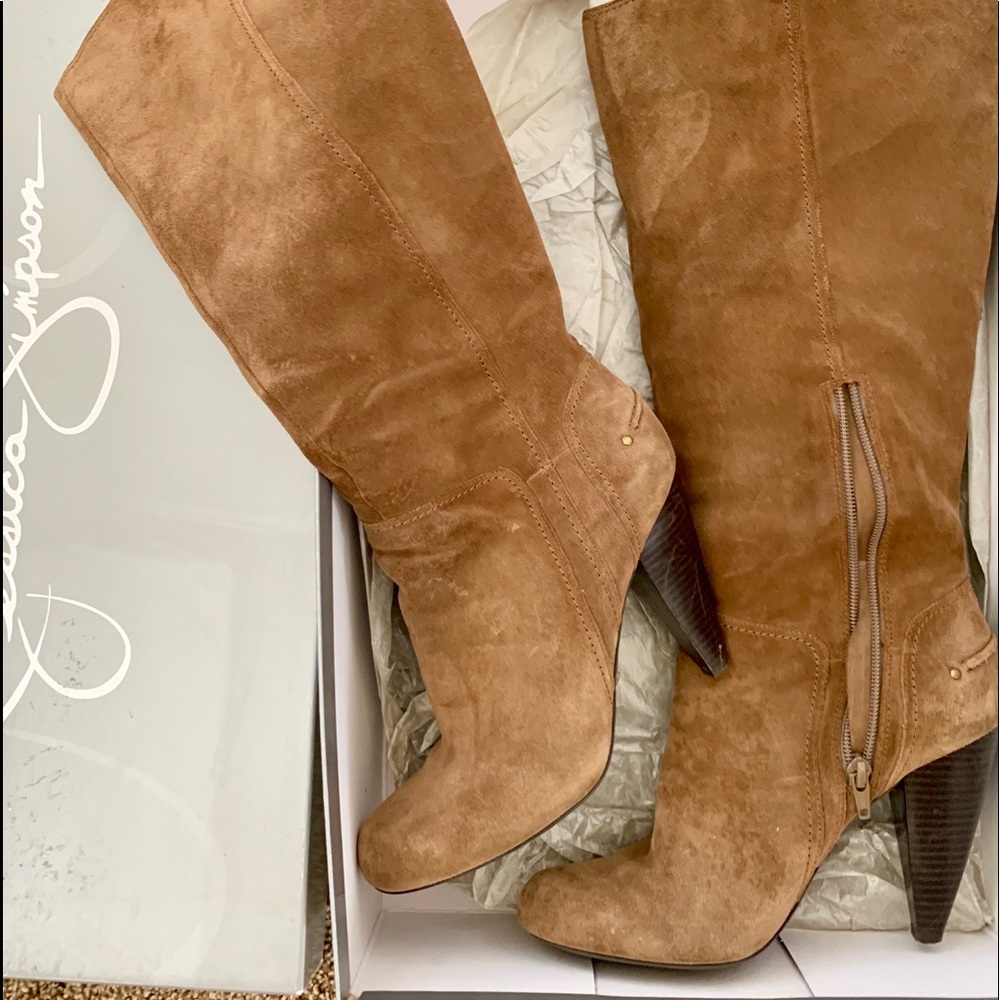 Suede slightly slouchy boots